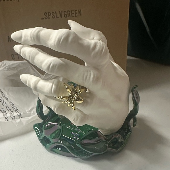 Bath and Body Works Halloween collection 2022 ivy hands soap holder New - Picture 2 of 7